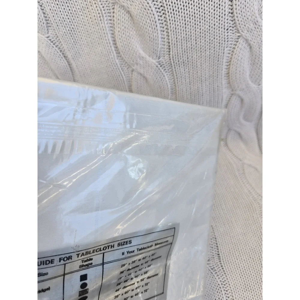 Vintage Floral Vinyl Tablecloth 60x90 White‎ Lace Farmhouse Cottagecore